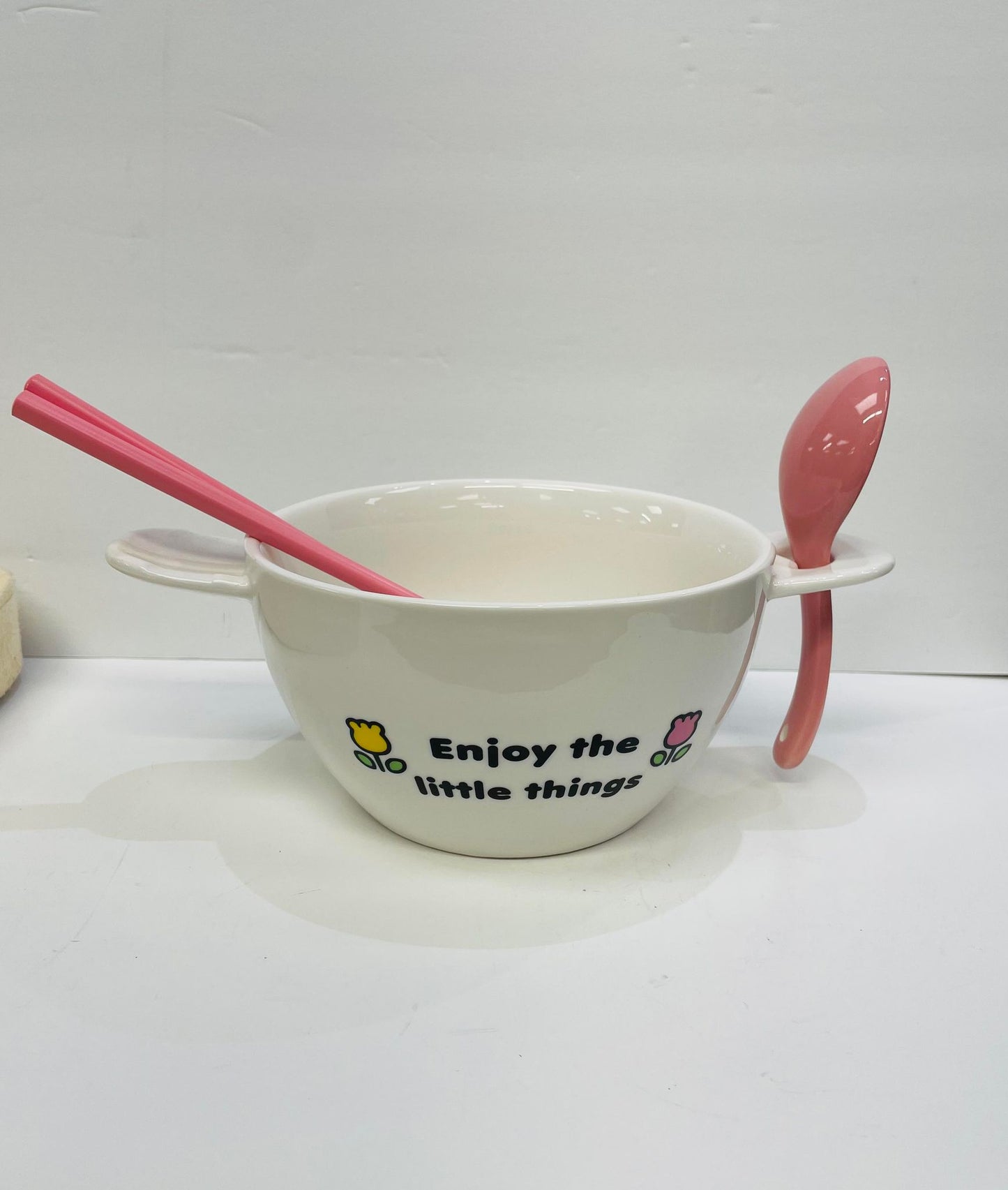 HELLO KITTY RAMEN BOWL WITH CHOPSTICK AND SPOON