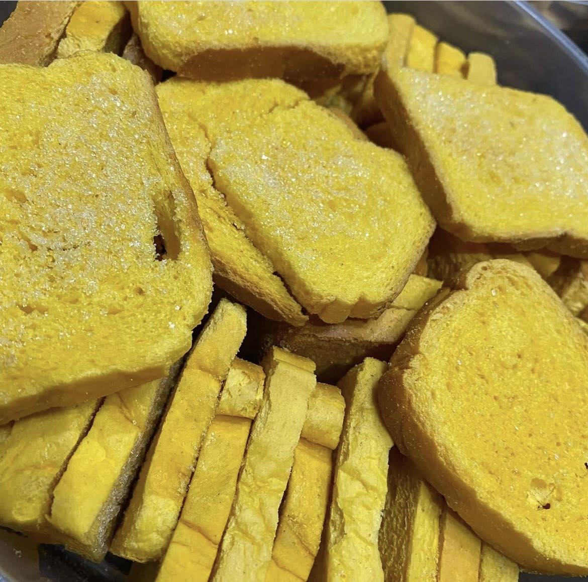 KUYA IAN'S HOMEMADE BISCOCHO 250 GRAMS
