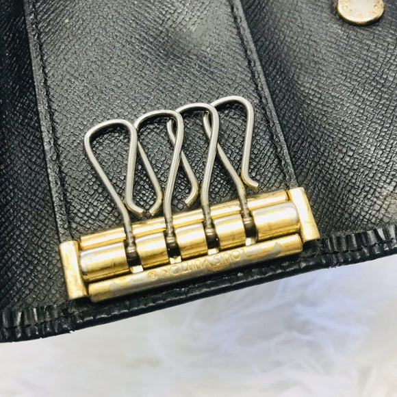 LOUIS VUITTON 4 KEY HOLDER/CASE EPI NOIR CA0022