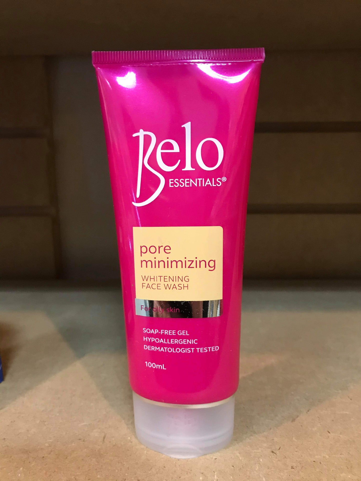 BELO ESSENTIALS FACIAL WASH PORE MINIMIZING WHITENING FACIAL WASH