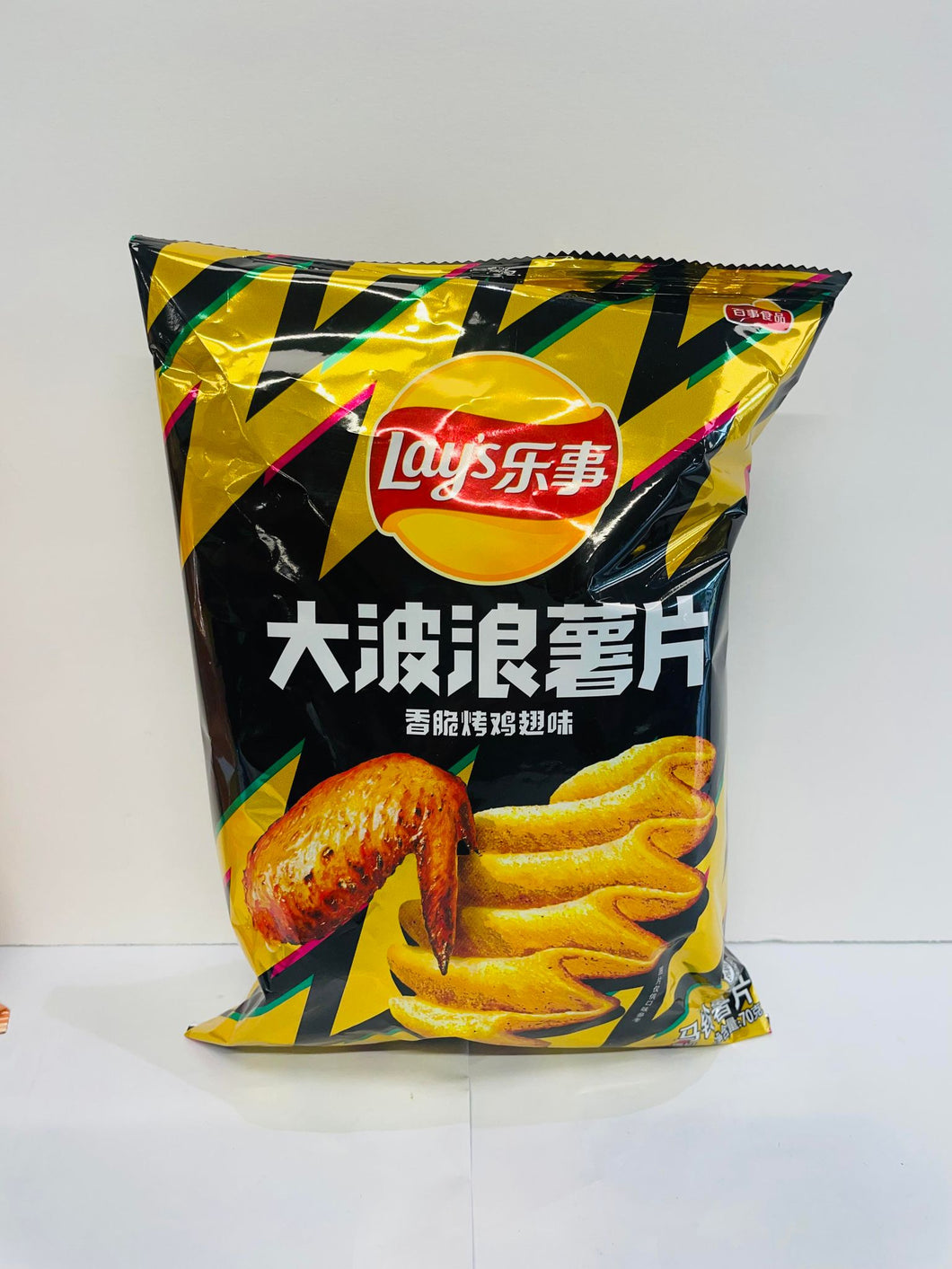 LAYS WAVY CHIPS ROASTED CHICKEN WINGS 70G