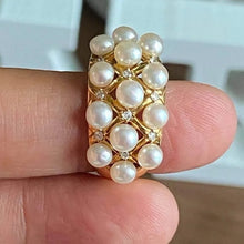 Load image into Gallery viewer, 18KT GOLD FULL OF PEARLS RING SIZE 6
