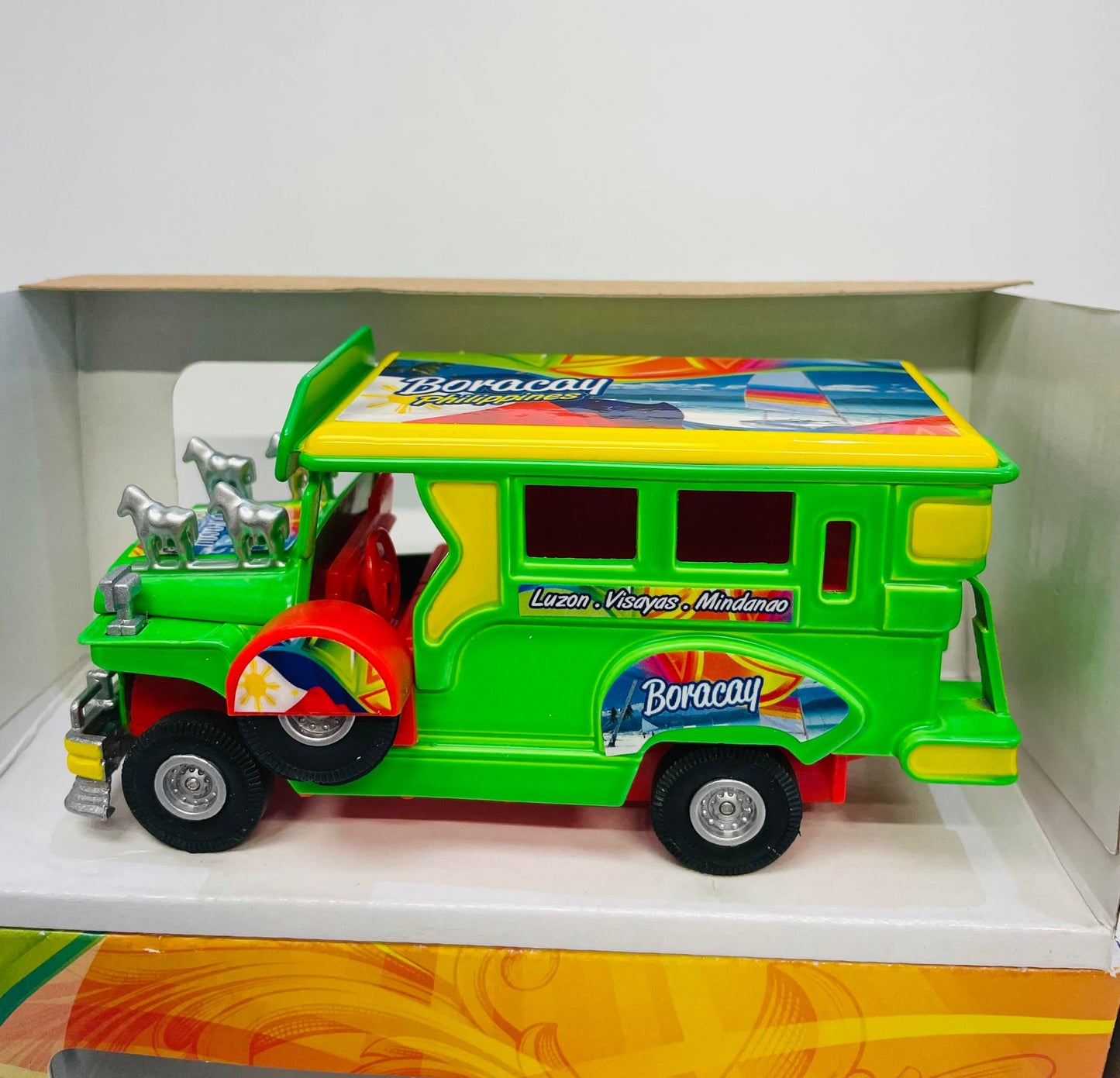 JEEPNEY TOY DIECAST MEDIUM