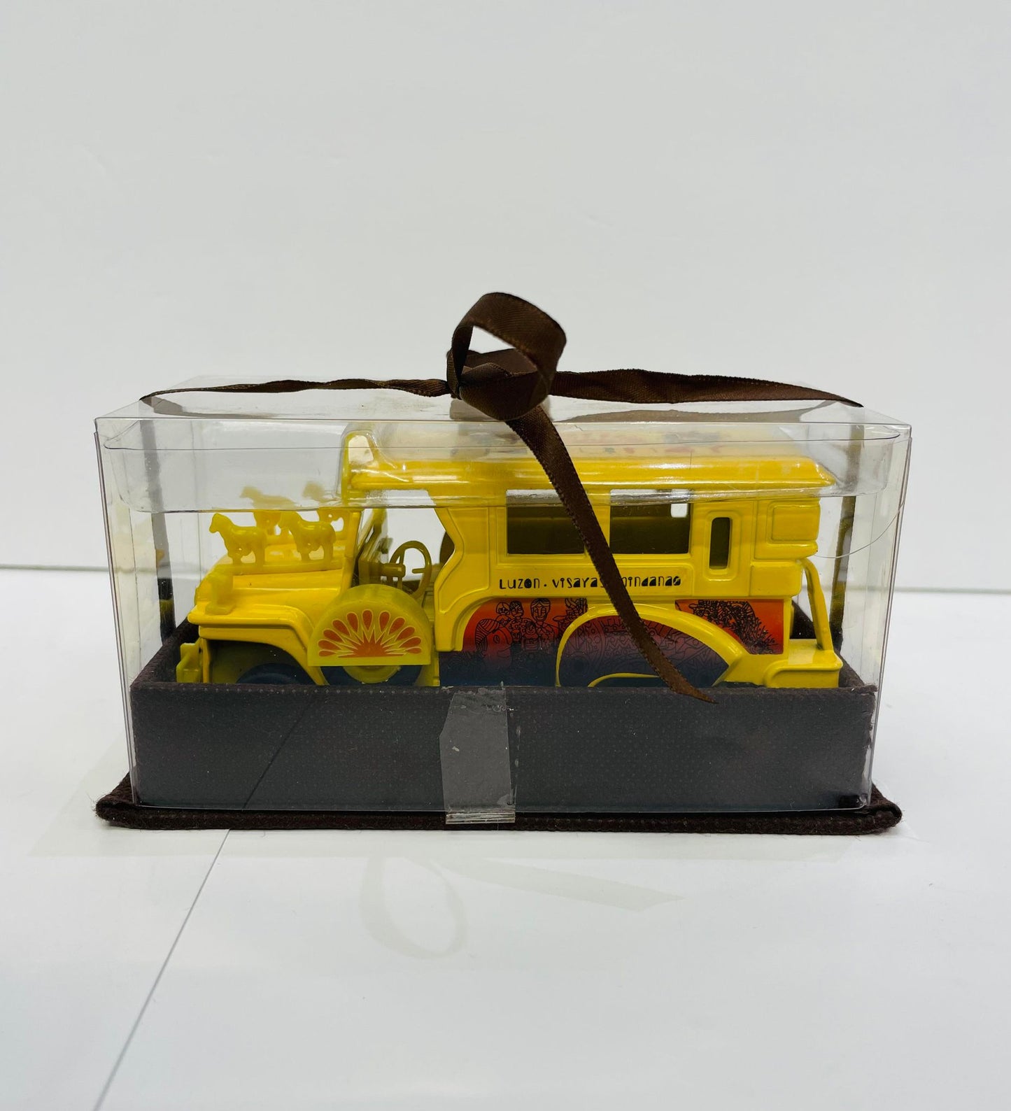 JEEPNEY TOY DIECAST MEDIUM