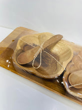 Load image into Gallery viewer, 7 pc Acacia Serverware
