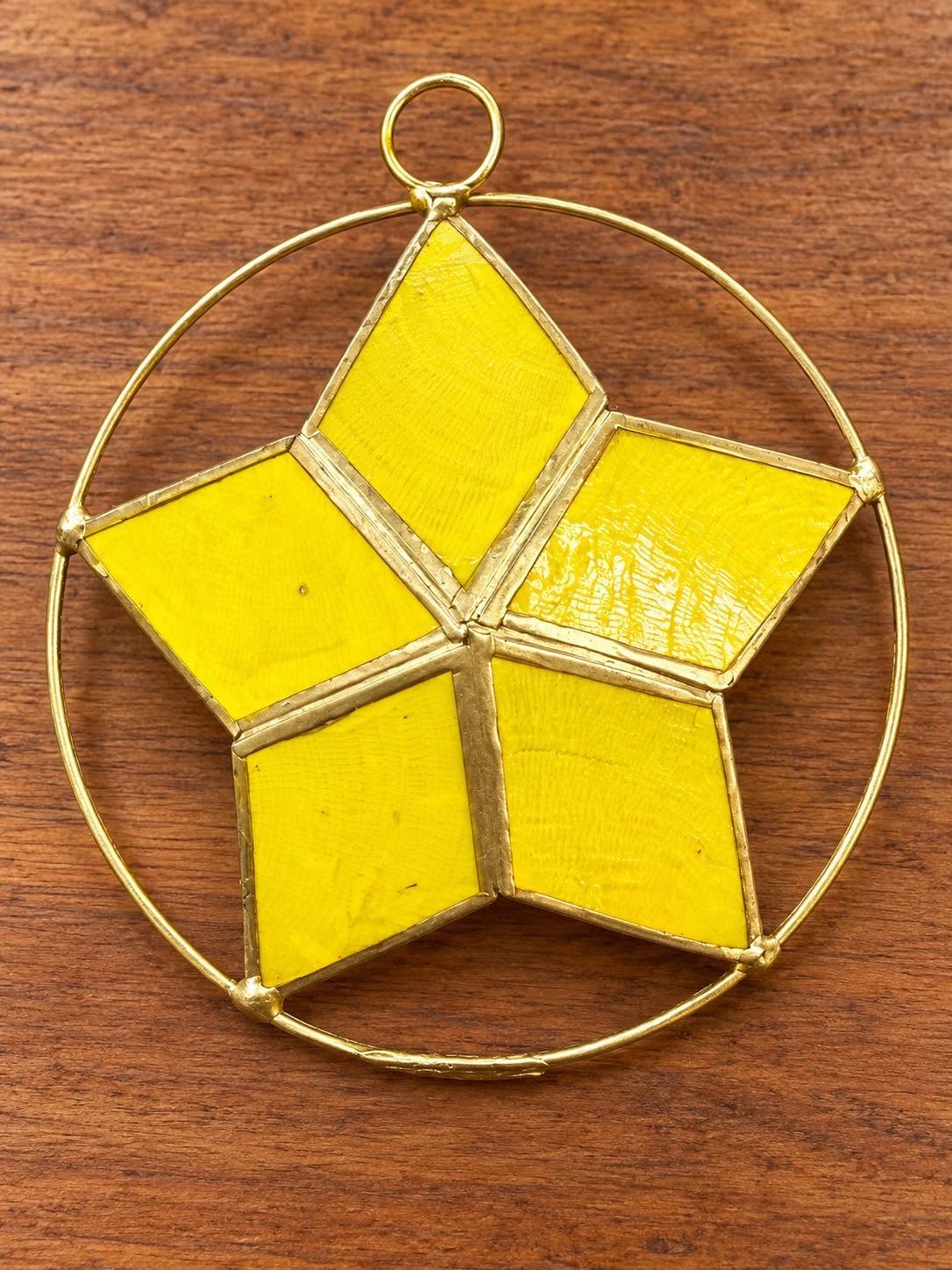 Capiz Stars Ornament 5"