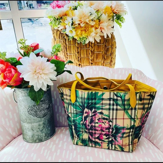 BURBERRY FLORAL TOTE RARE FIND