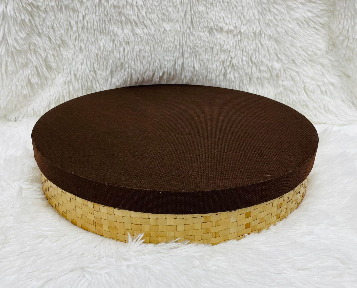 6 PC 14" CAPIZ CHARGERS WITH ABACA BOX