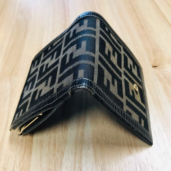 FENDI ZUCCA BIFOLD WALLET VGC SERIAL INTACT