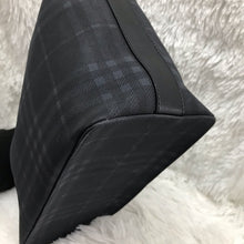 Load image into Gallery viewer, BURBERRY VINTAGE HAND/TOTE BAG DARK NAVY (FREE SHIPPING)
