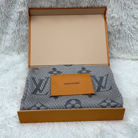 LOUIS VUITTON LOGOMANIA SCARF GRAY CM1129 M74742