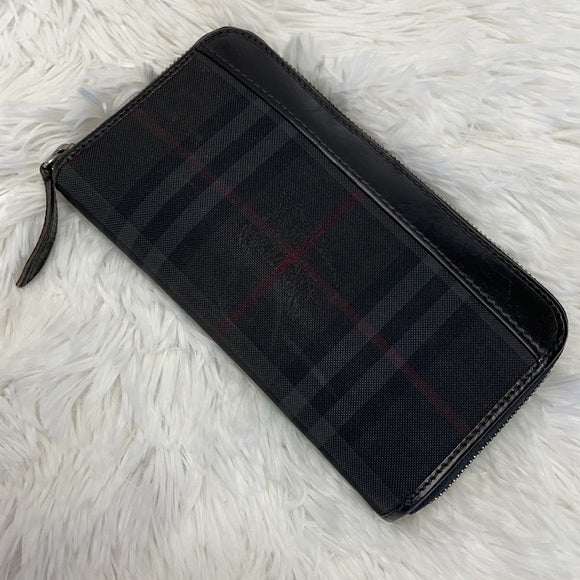 BURBERRY LONDON ZIP AROUND WALLET