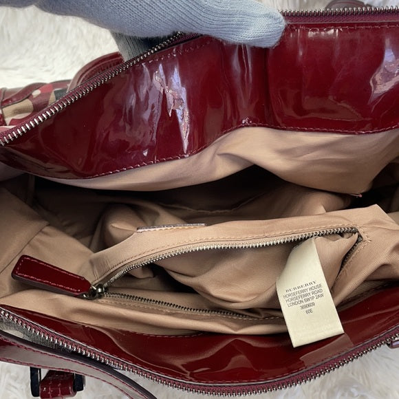 Burberry heart outlet purse